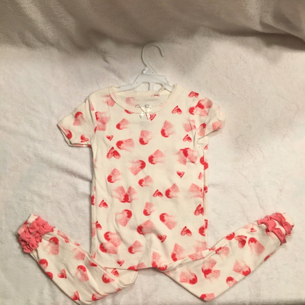 Jessica Simpson Pajama Set Girls Size 5‎ Cream Red Heart Print Excellent Ruffles